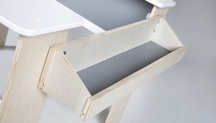 Marchande en bois